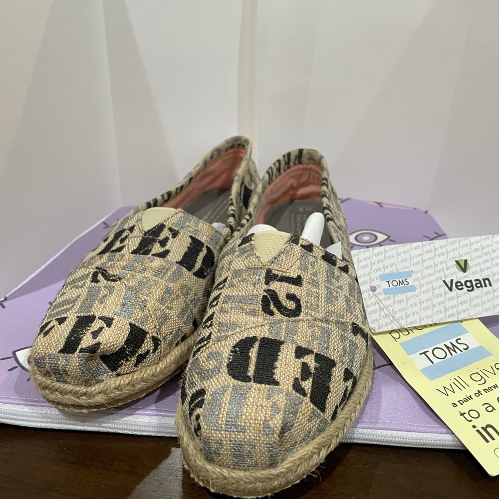 Toms & FEED Espadrille slip on shoes